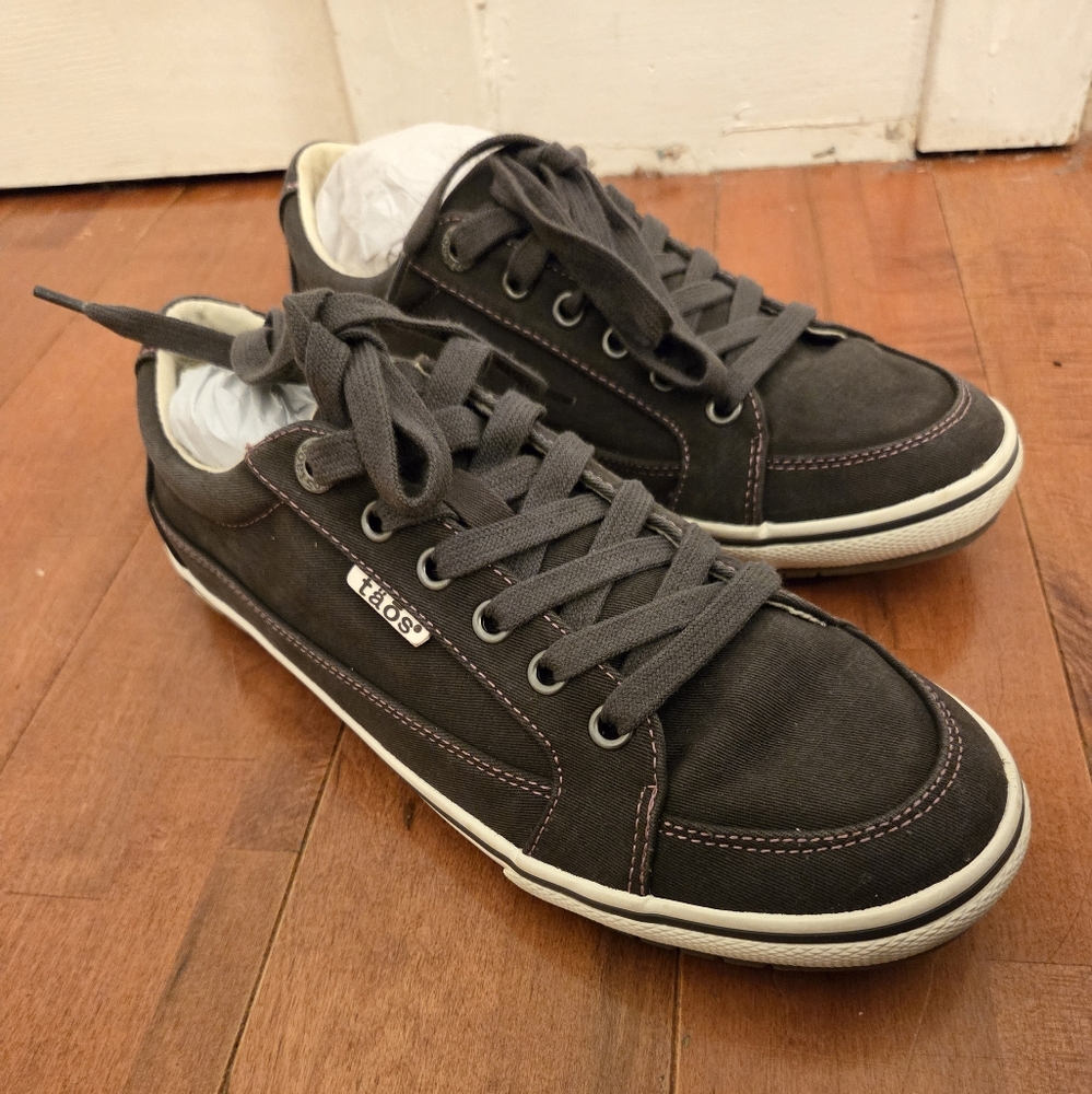 Taos Footwear Star Charcoal Grey Canvas Women's Shoes NWOT